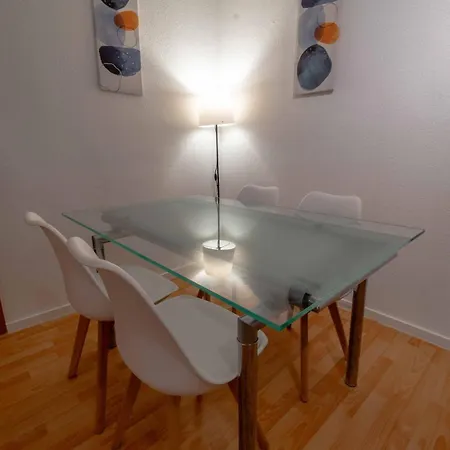 Central, Cozy, Bright Design 3 Appartement