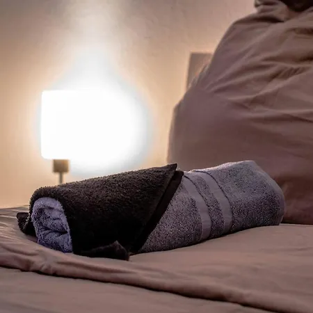 Central, Cozy, Bright Design 3 Appartement Greifswald