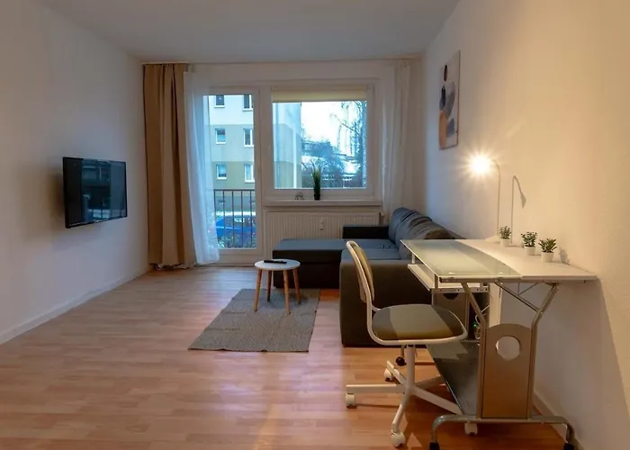 Central, Cozy, Bright Design 3 *