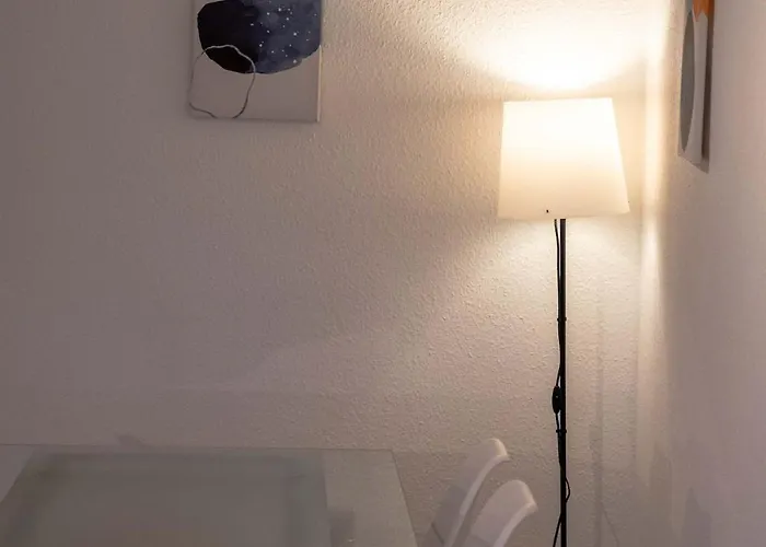 Central, Cozy, Bright Design 3 * Greifswald