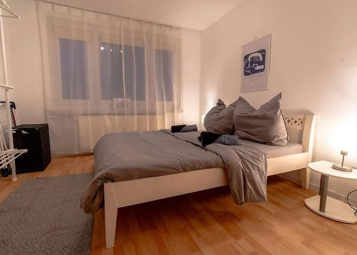 Central, Cozy, Bright Design 3 Apartment *